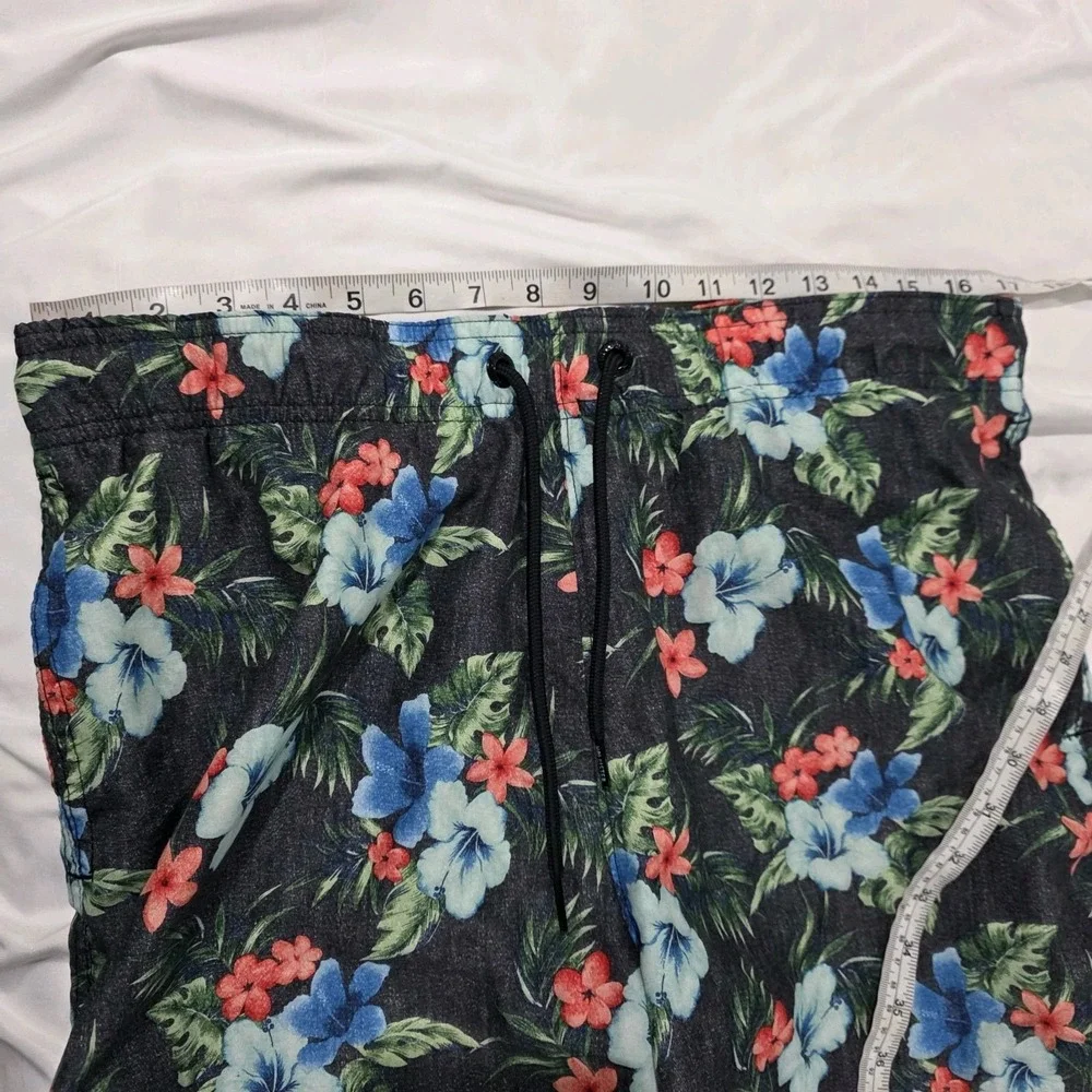 Hollister Mens Swim Trunks Size‎ Large Floral Tropical Beach Bathing Suit